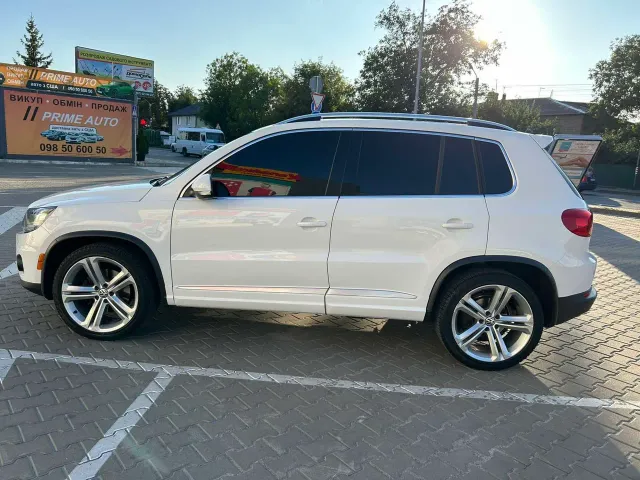 Volkswagen Tiguan - фото 4