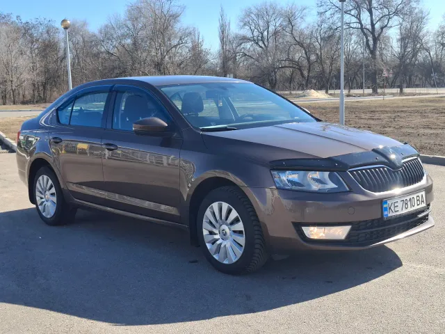 Skoda Octavia - фото 3