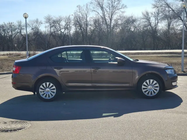 Skoda Octavia - фото 4