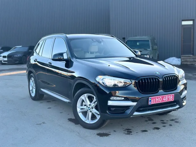 BMW X3 - фото 3