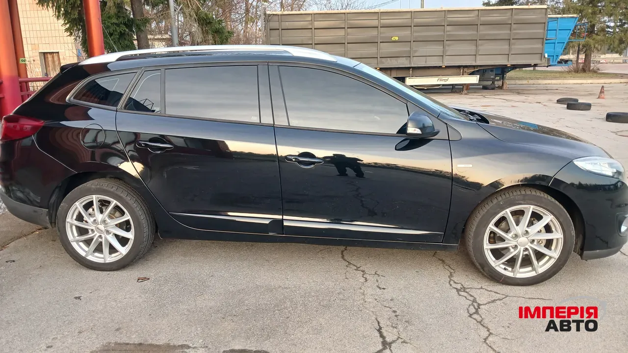 Renault Megane - фото 4