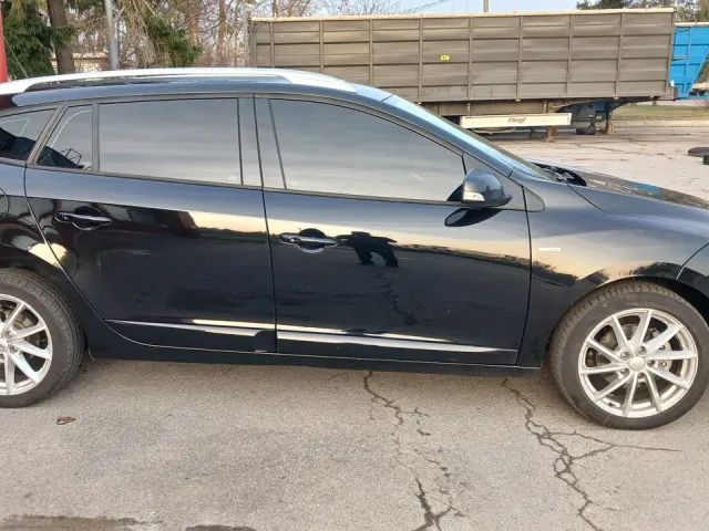 Renault Megane - фото 4