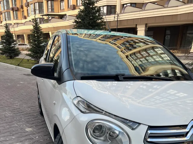 Citroen C1 - фото 1