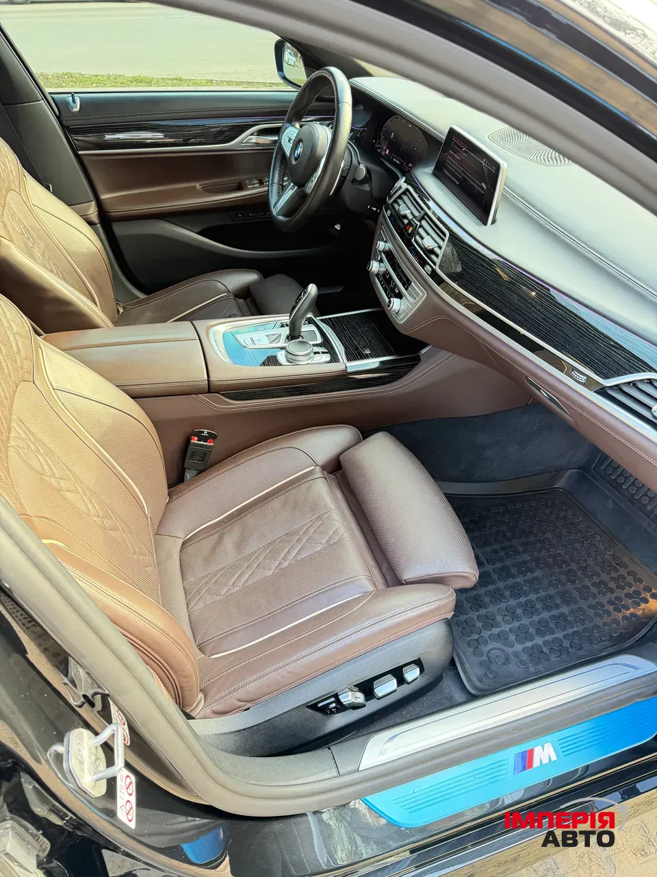 BMW 7 серії - фото 14