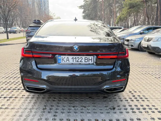 BMW 7 серії - фото 5