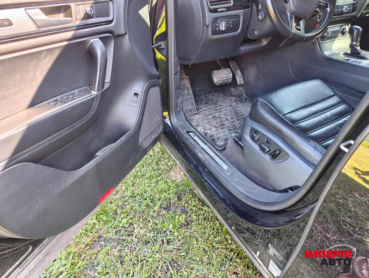 Volkswagen Touareg - фото 26