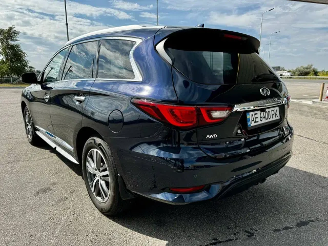 Infiniti QX60 - фото 3