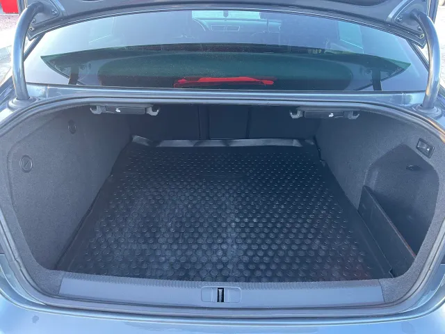 Volkswagen Passat - фото 2