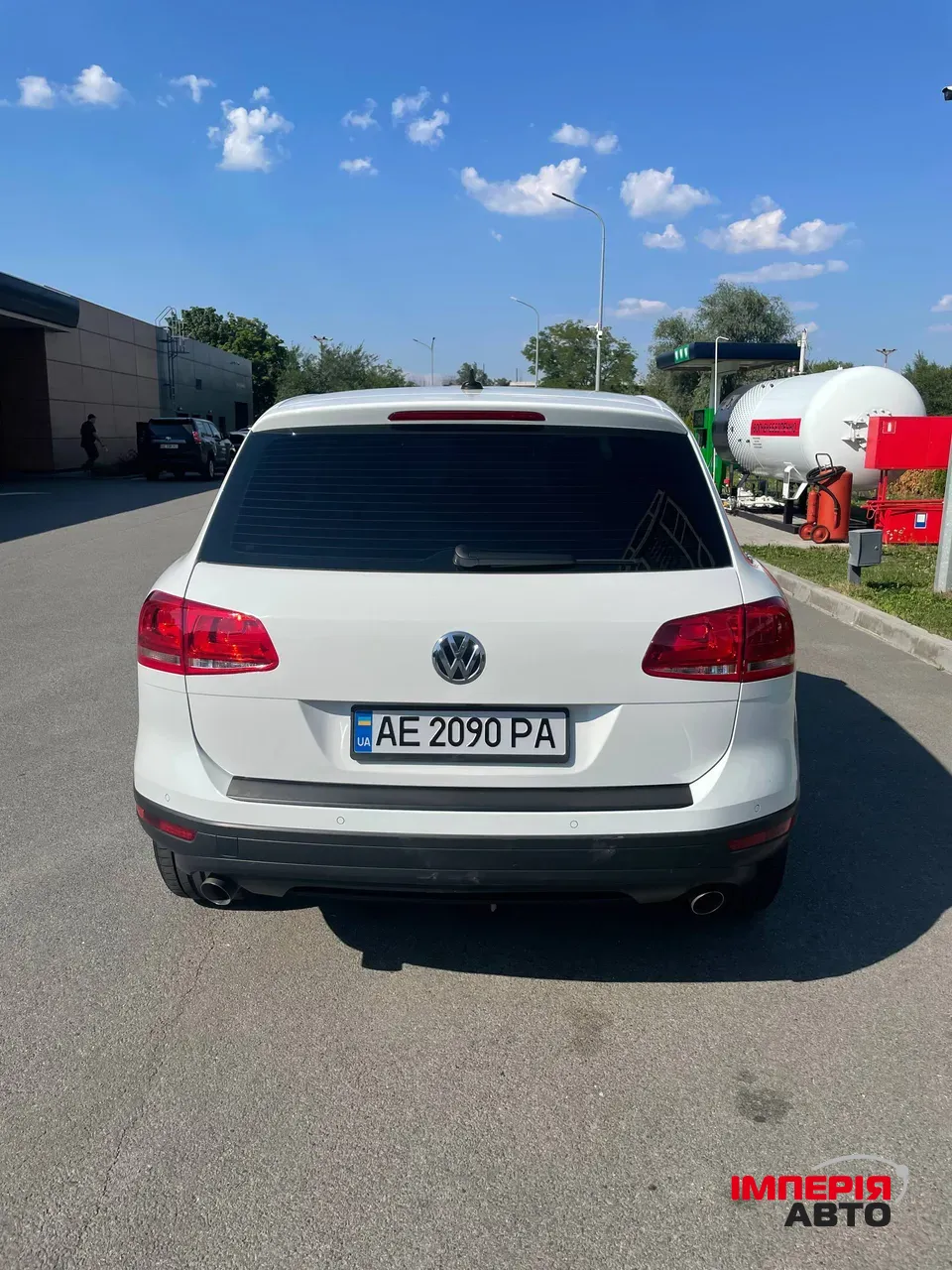 Volkswagen Touareg - фото 3