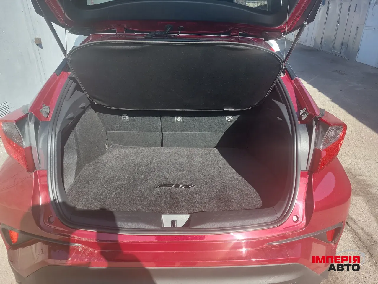 Toyota C-HR - фото 13