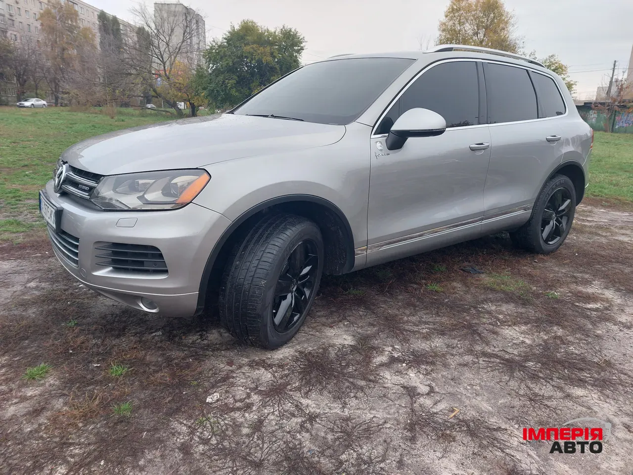 Volkswagen Touareg - фото 3