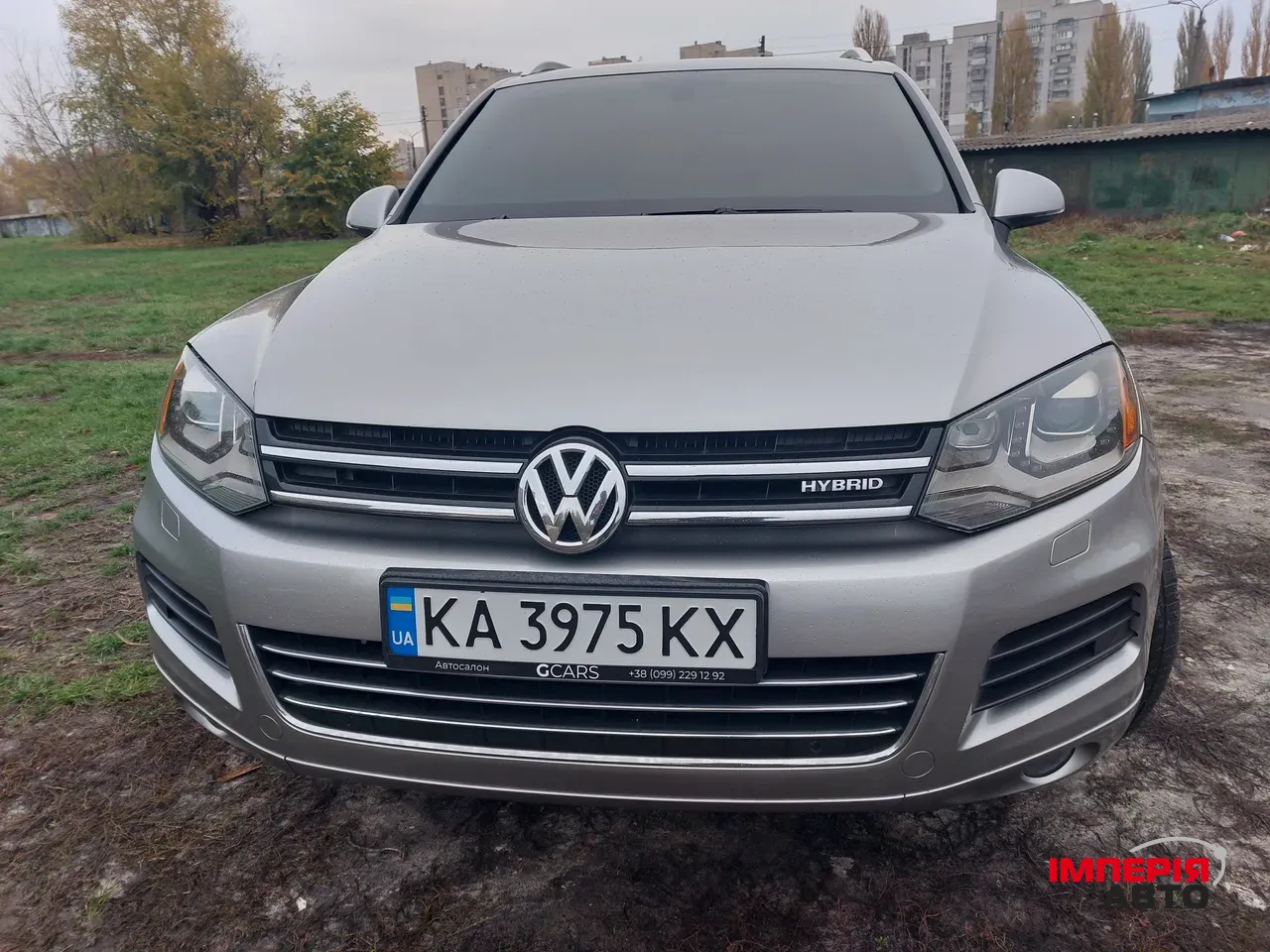 Volkswagen Touareg - фото 1