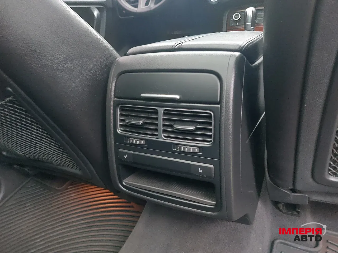 Volkswagen Touareg - фото 20