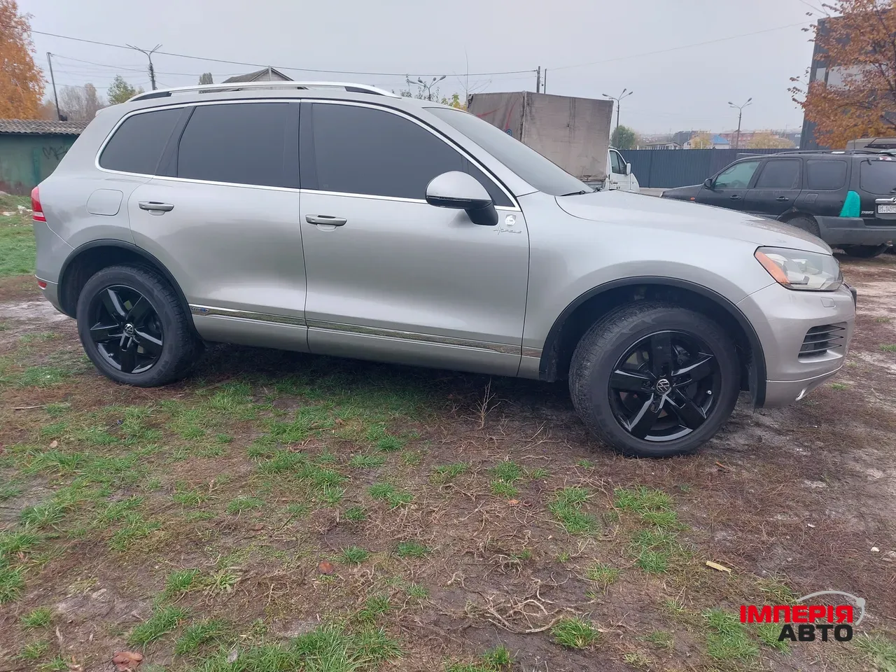 Volkswagen Touareg - фото 11