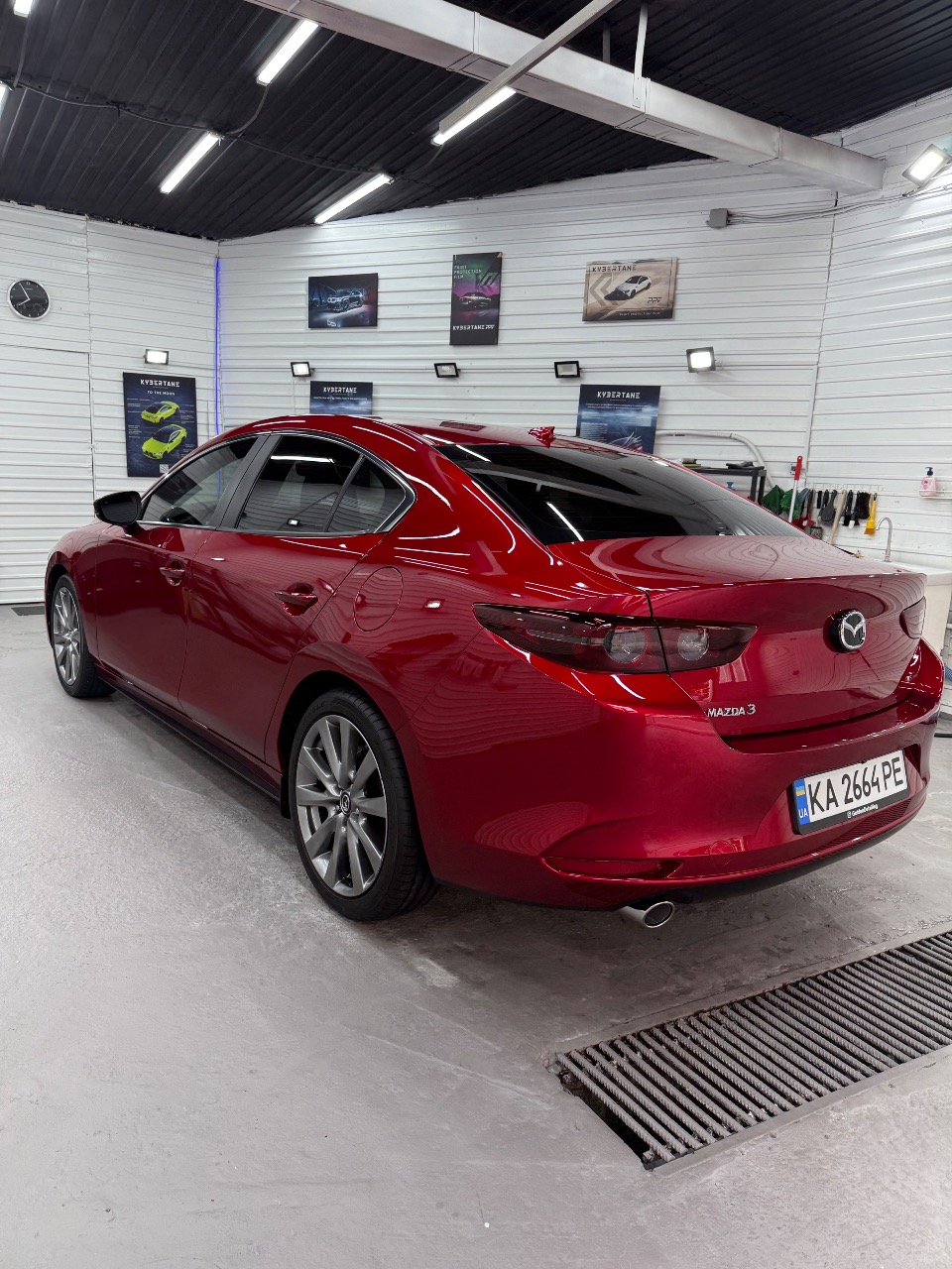 Mazda 3 - фото 11
