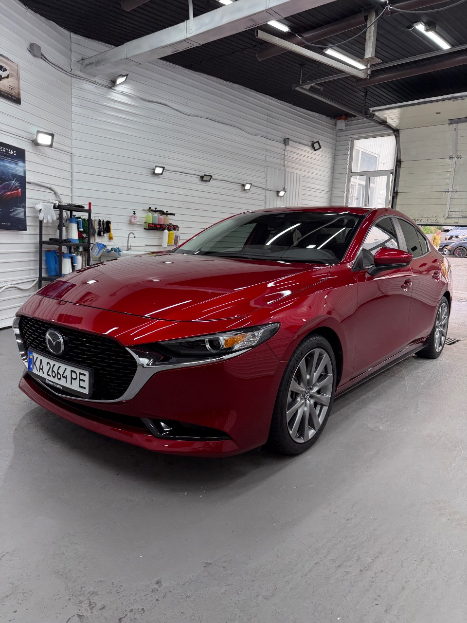 Mazda 3 - фото 5