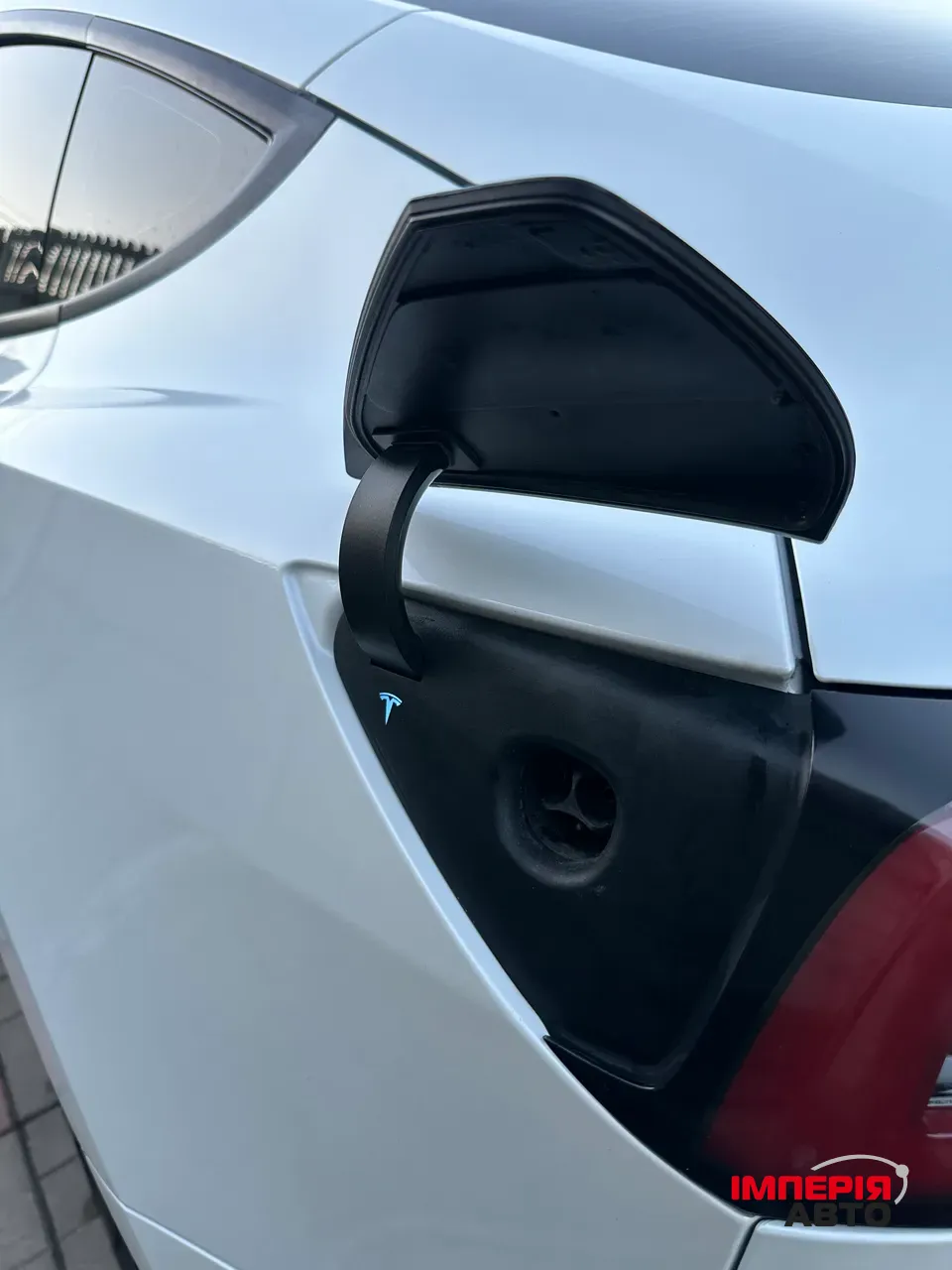 Tesla Model 3 - фото 21