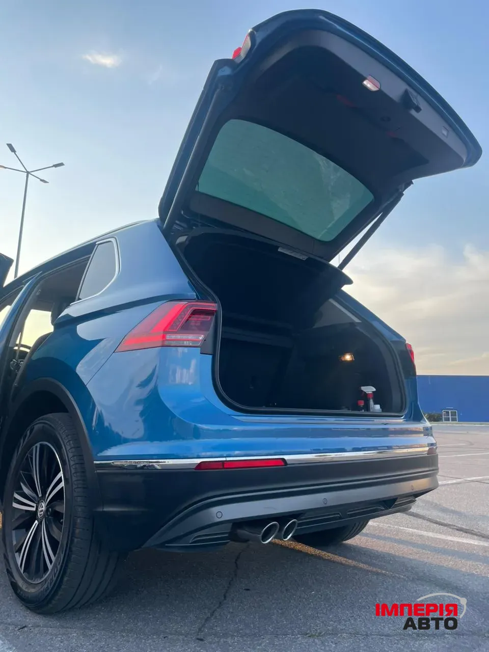 Volkswagen Tiguan - фото 6