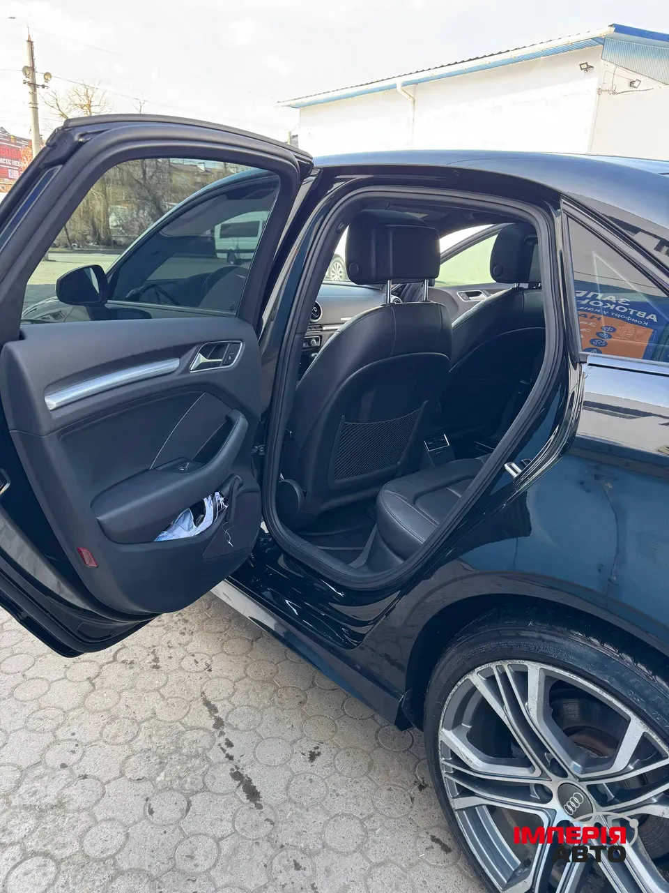 Audi A3 - фото 12