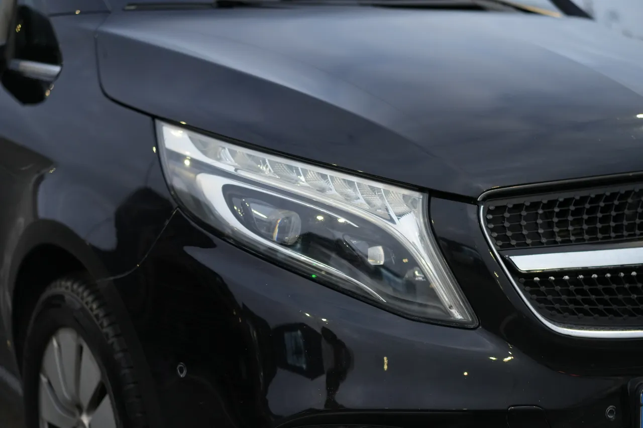 Mercedes-Benz V-Класс - фото 11