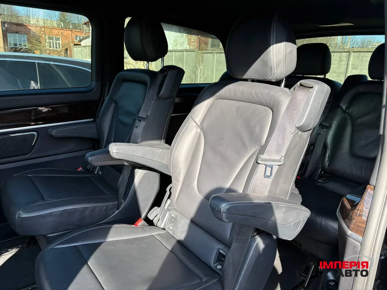 Mercedes-Benz V-Класс - фото 3