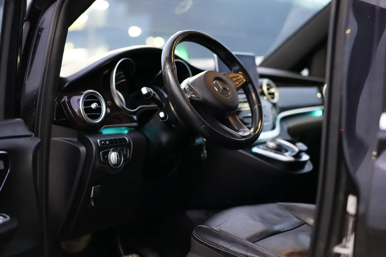 Mercedes-Benz V-Класс - фото 15