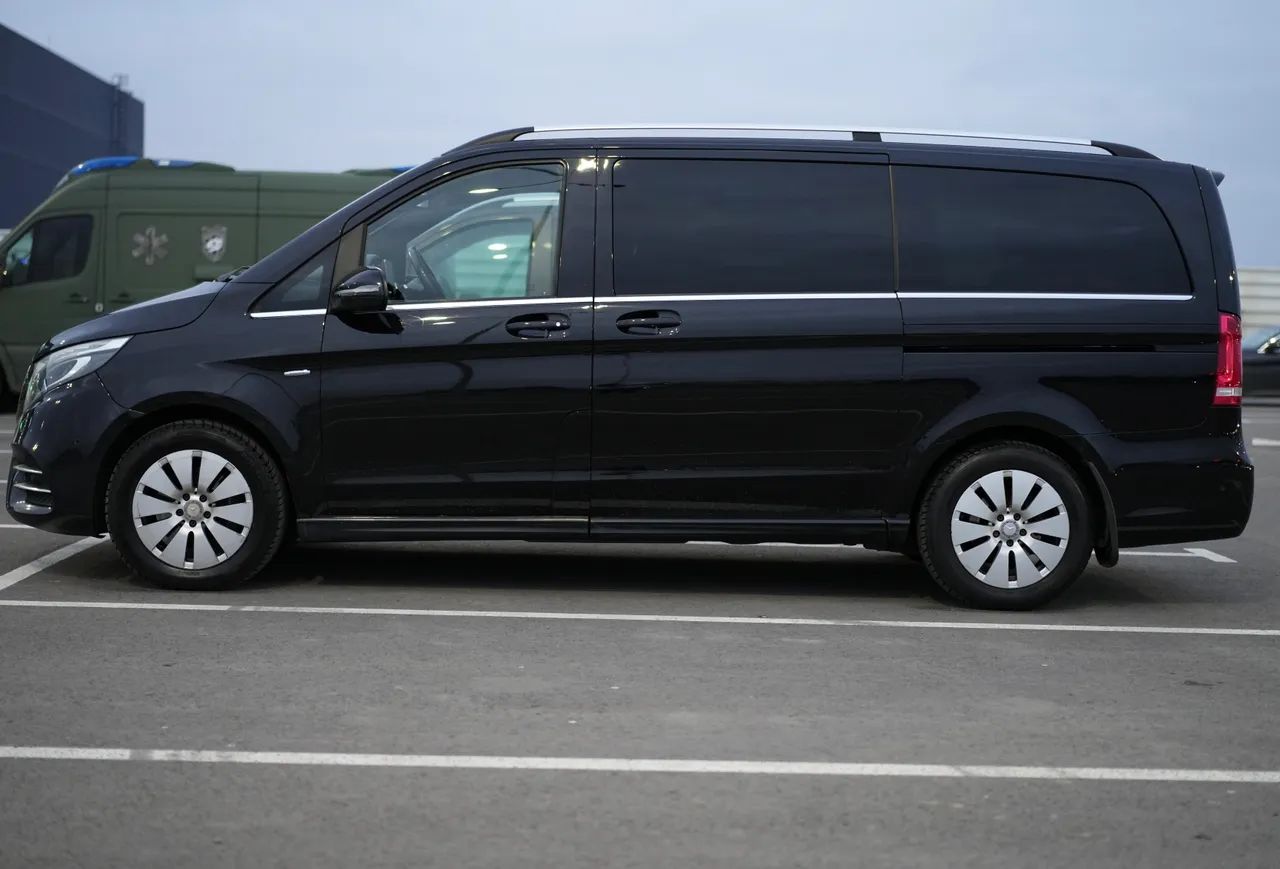 Mercedes-Benz V-Класс - фото 3