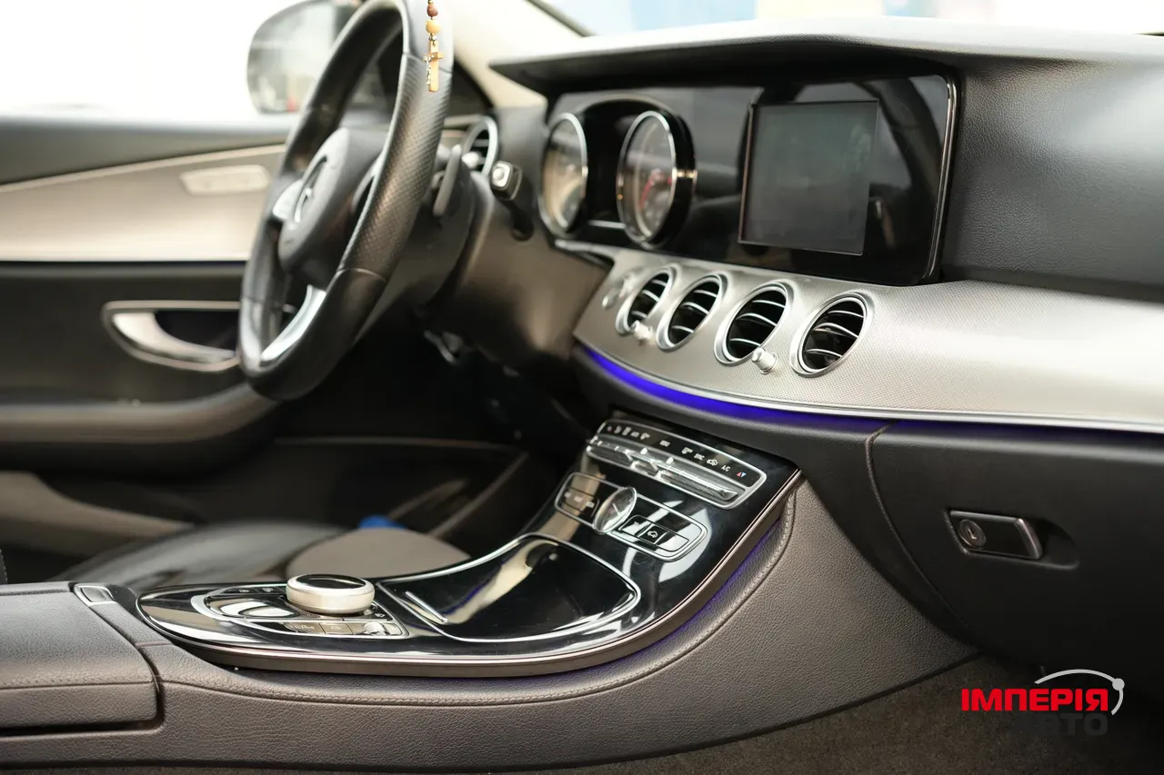 Mercedes-Benz E-Класс - фото 15