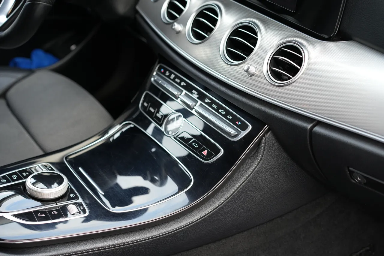 Mercedes-Benz E-Класс - фото 6