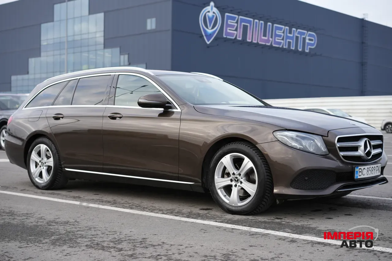 Mercedes-Benz E-Класс - фото 24