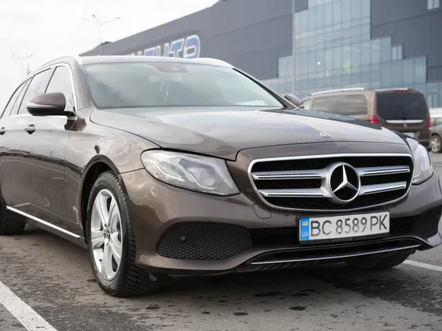 Mercedes-Benz E-Класс - фото 1