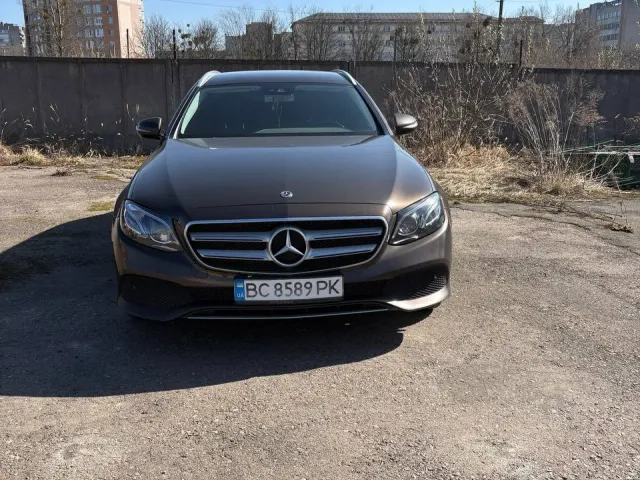 Mercedes-Benz E-Класс - фото 5