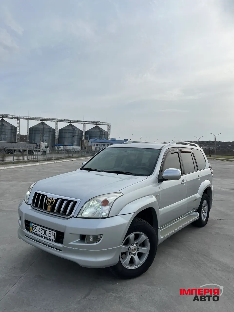 Toyota Land Cruiser Prado - фото 3