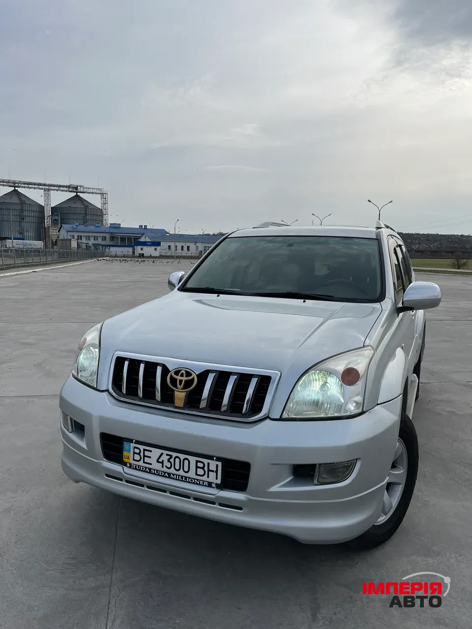 Toyota Land Cruiser Prado - фото 2