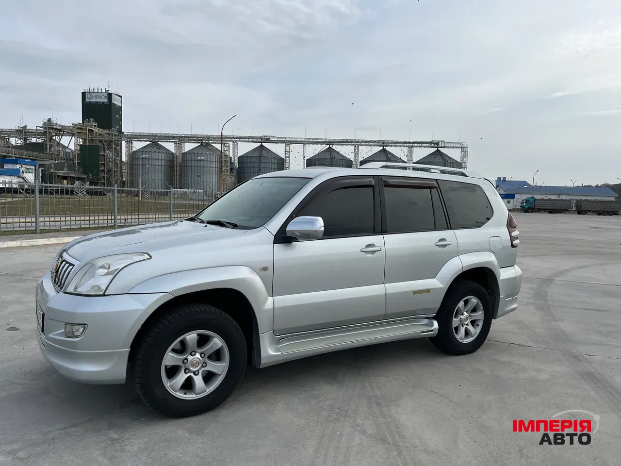 Toyota Land Cruiser Prado - фото 5