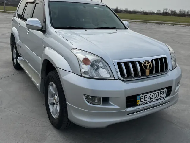 Toyota Land Cruiser Prado - фото 4