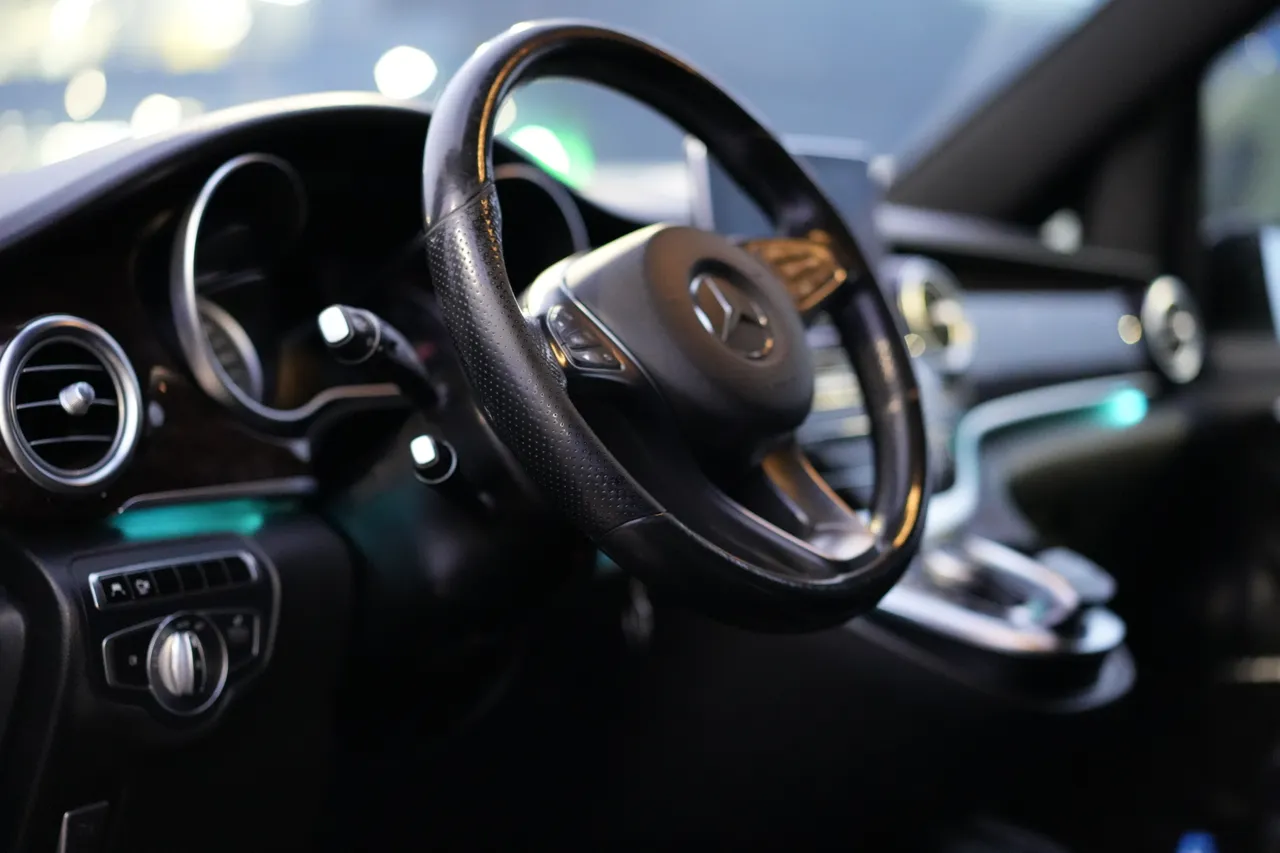 Mercedes-Benz V-Класс - фото 16