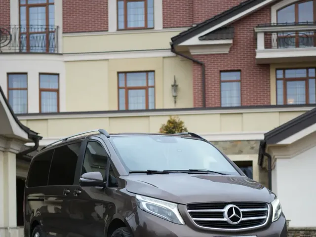 Mercedes-Benz V-Класс - фото 1