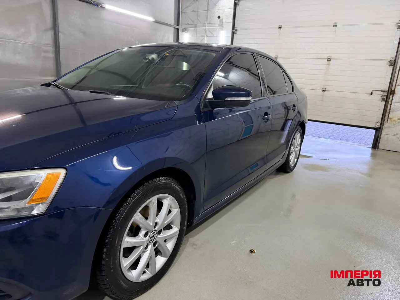 Volkswagen Jetta - фото 1