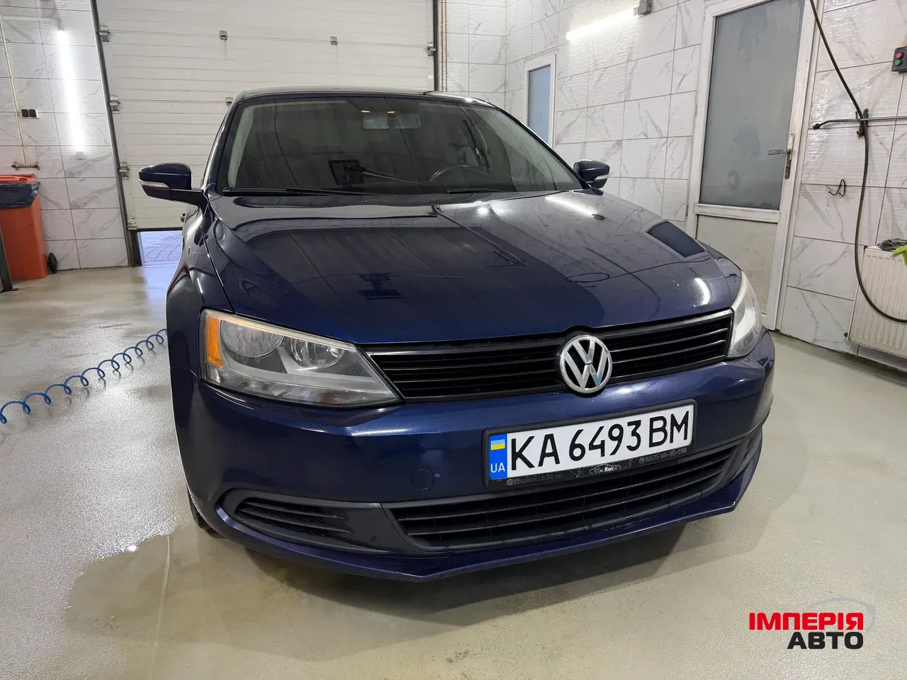 Volkswagen Jetta - фото 2