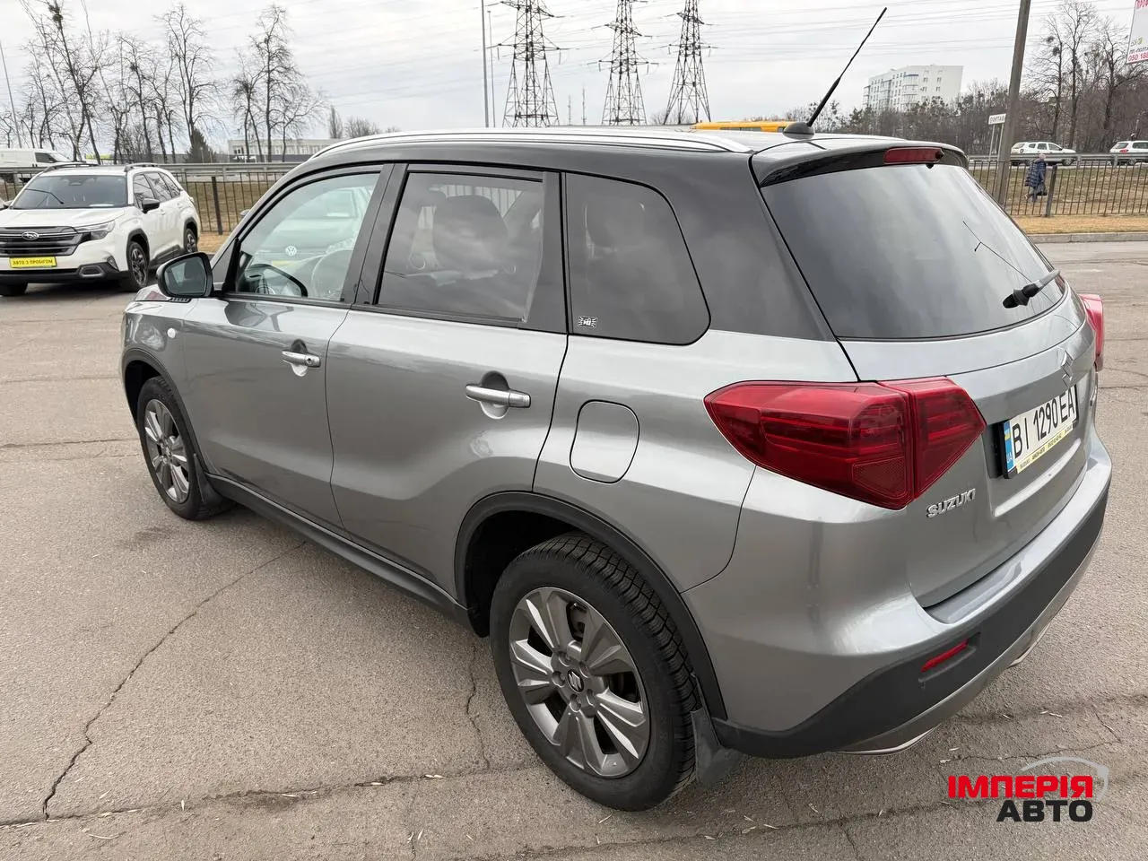 Suzuki Vitara - фото 7