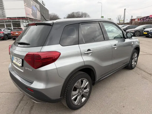 Suzuki Vitara - фото 4