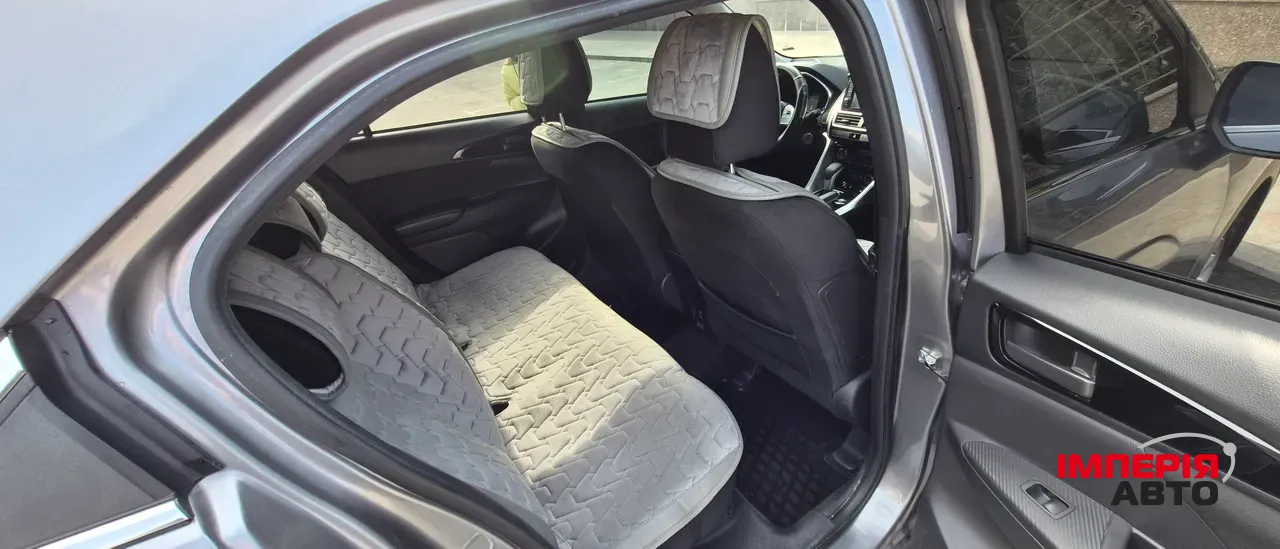 Mitsubishi Eclipse Cross - фото 12