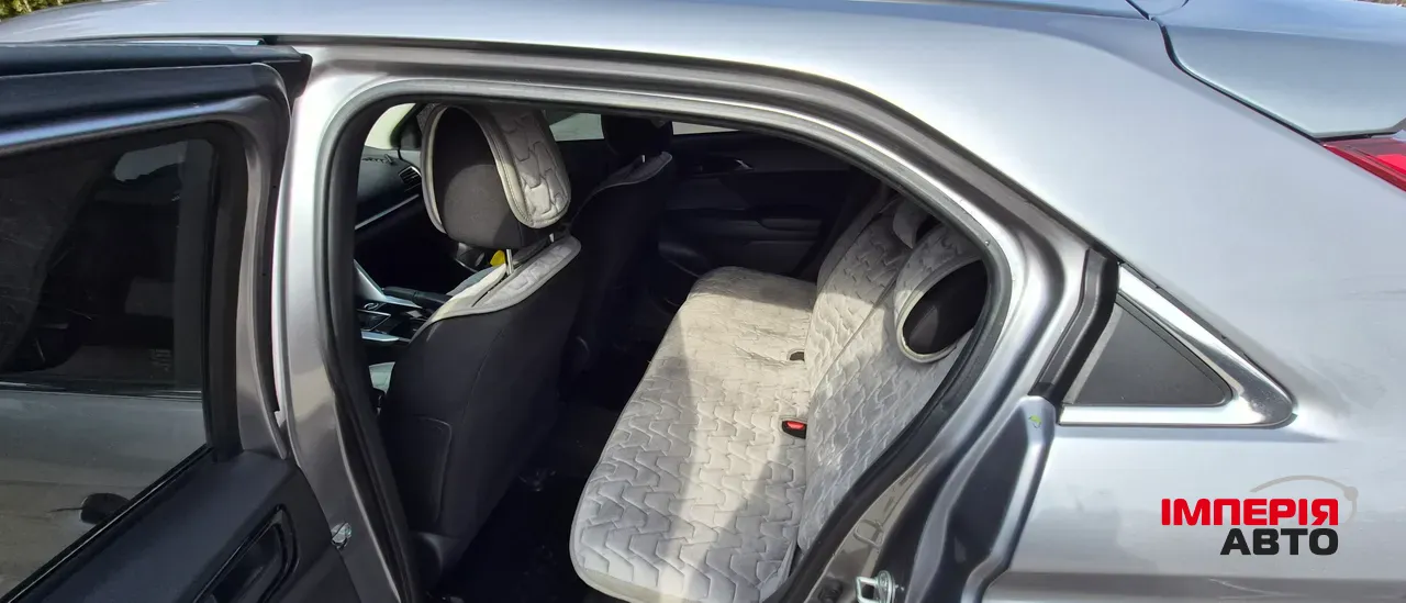 Mitsubishi Eclipse Cross - фото 11