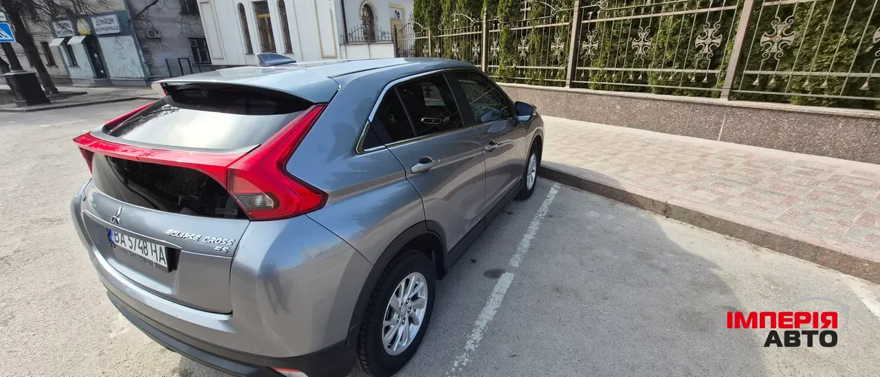 Mitsubishi Eclipse Cross - фото 5