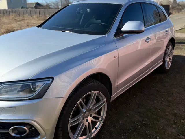 Audi Q5 - фото 3