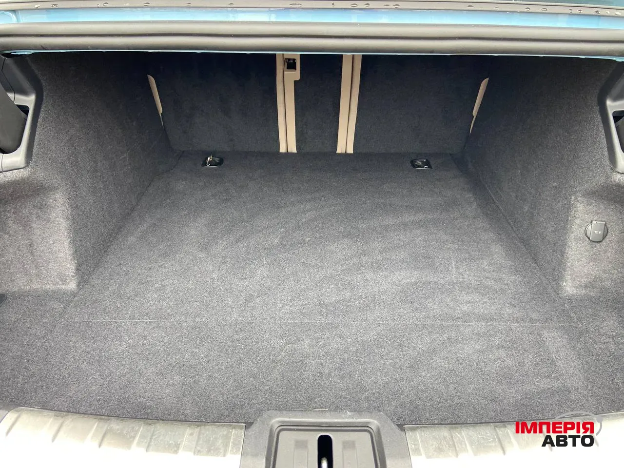 Porsche Taycan - фото 13