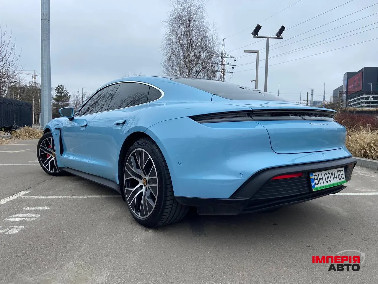 Porsche Taycan - фото 28