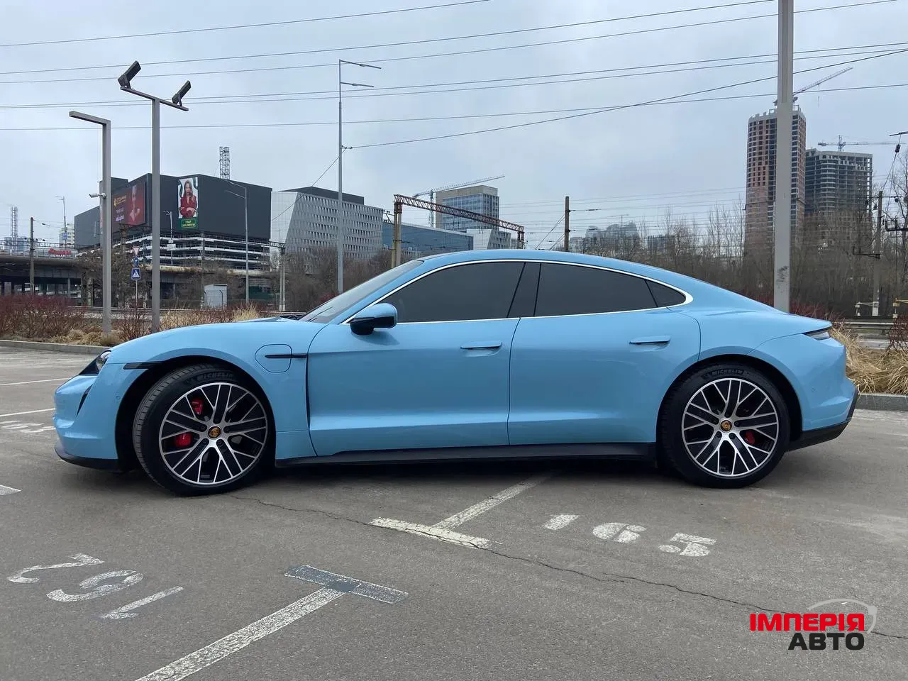 Porsche Taycan - фото 29