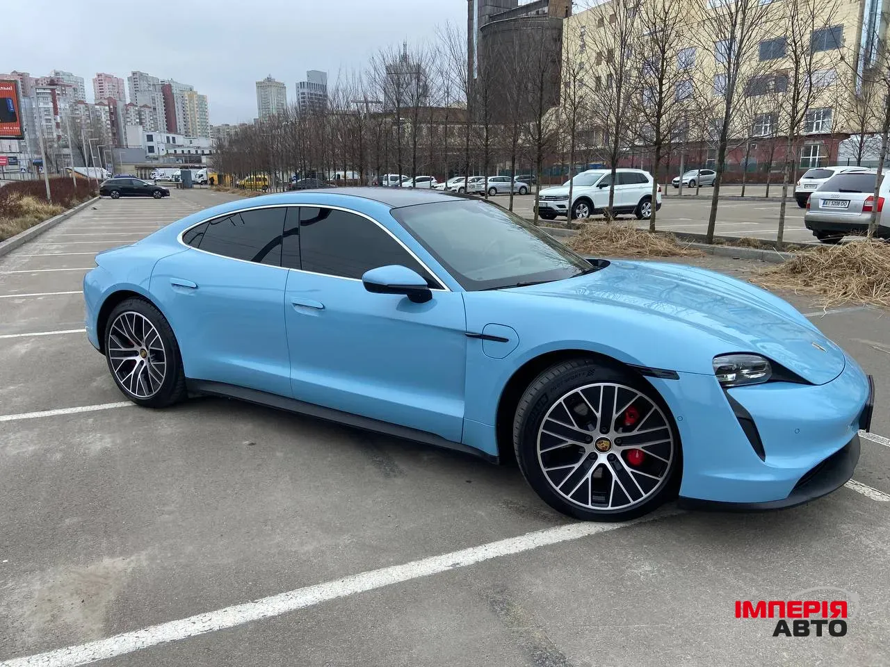 Porsche Taycan - фото 1